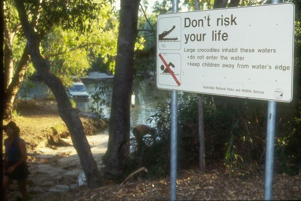 Watch out for Crocs © Peter Seymour